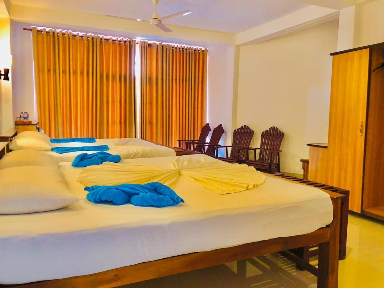 Mirissa Beach Inn Buitenkant foto