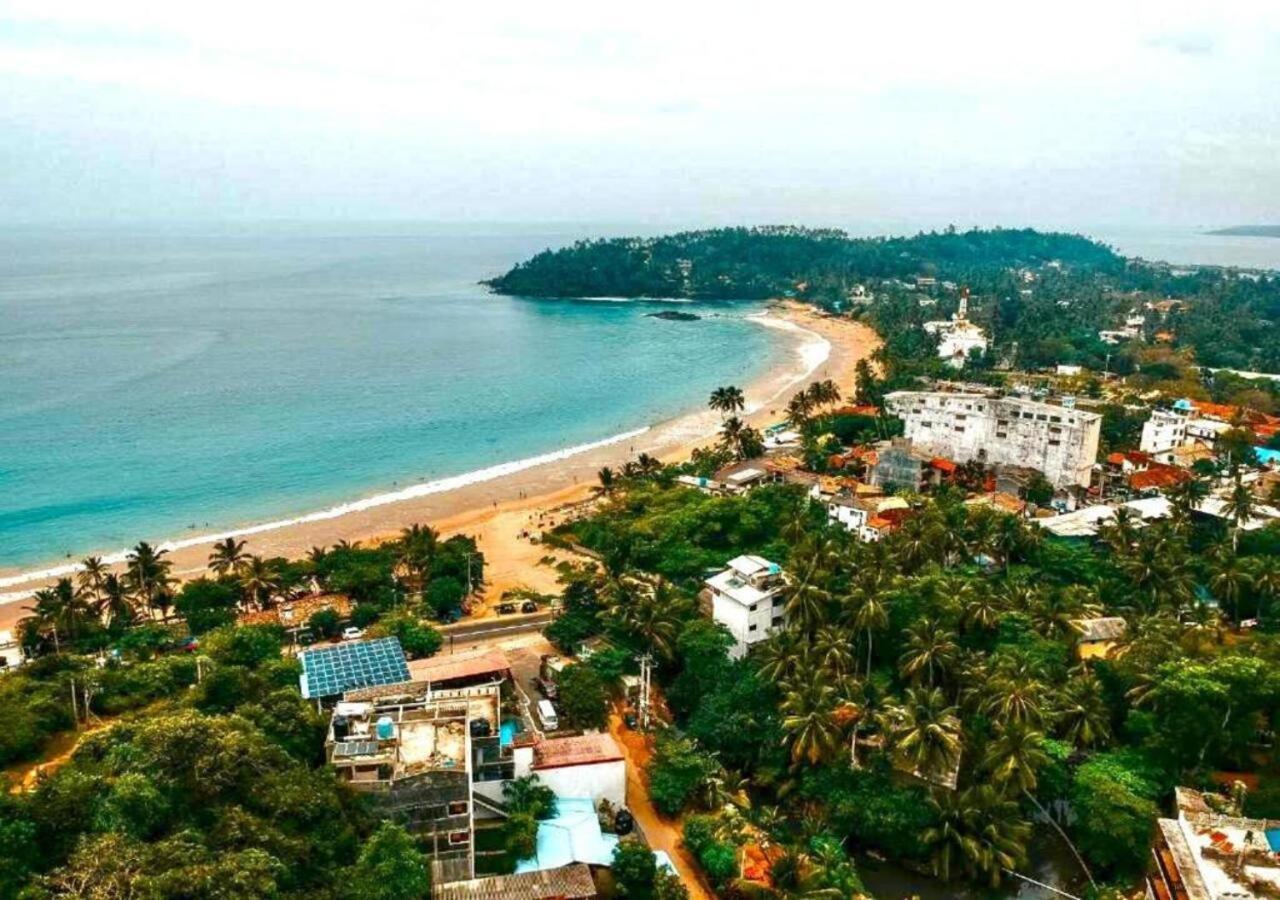 Mirissa Beach Inn Buitenkant foto