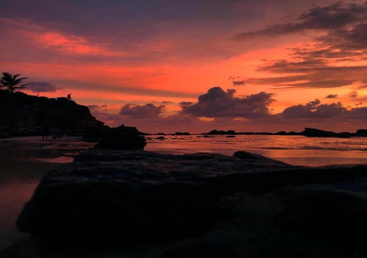 Mirissa Beach Inn Buitenkant foto
